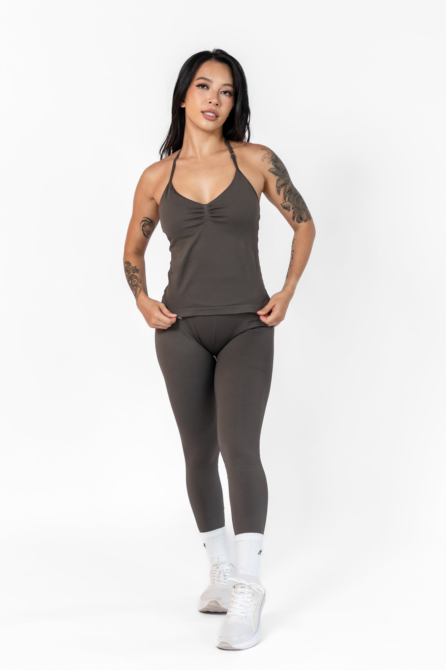 Contour Halter (áo yếm)