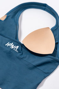 Aura Halter (áo yếm)