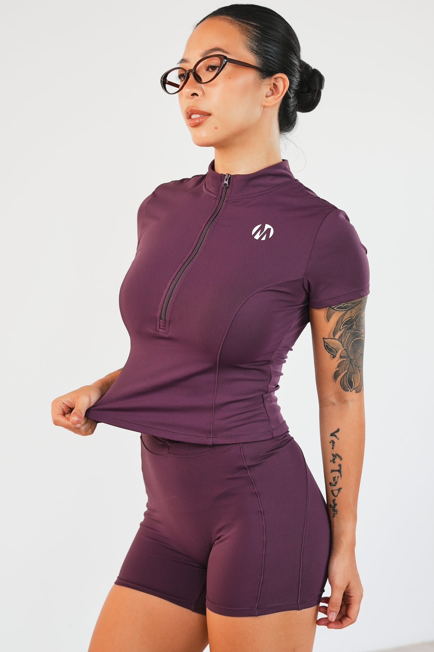 Femme T-shirt (áo cộc tay)