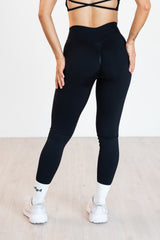 Essential Legging (quần dài)