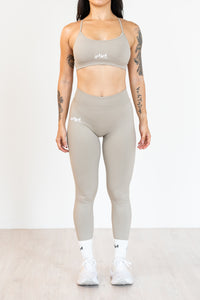 Essential Legging (quần dài)