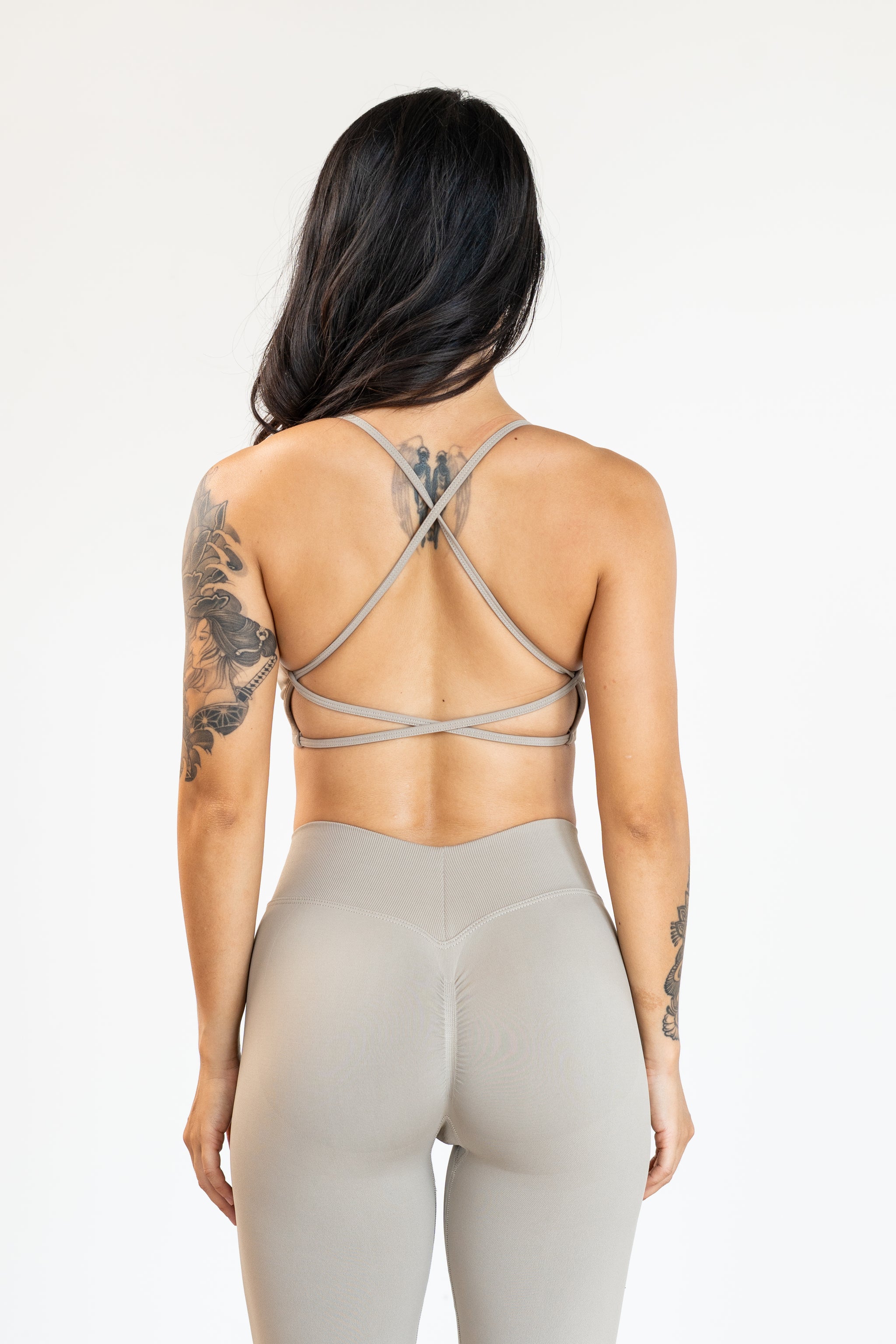 Essential Bra (áo ngực)