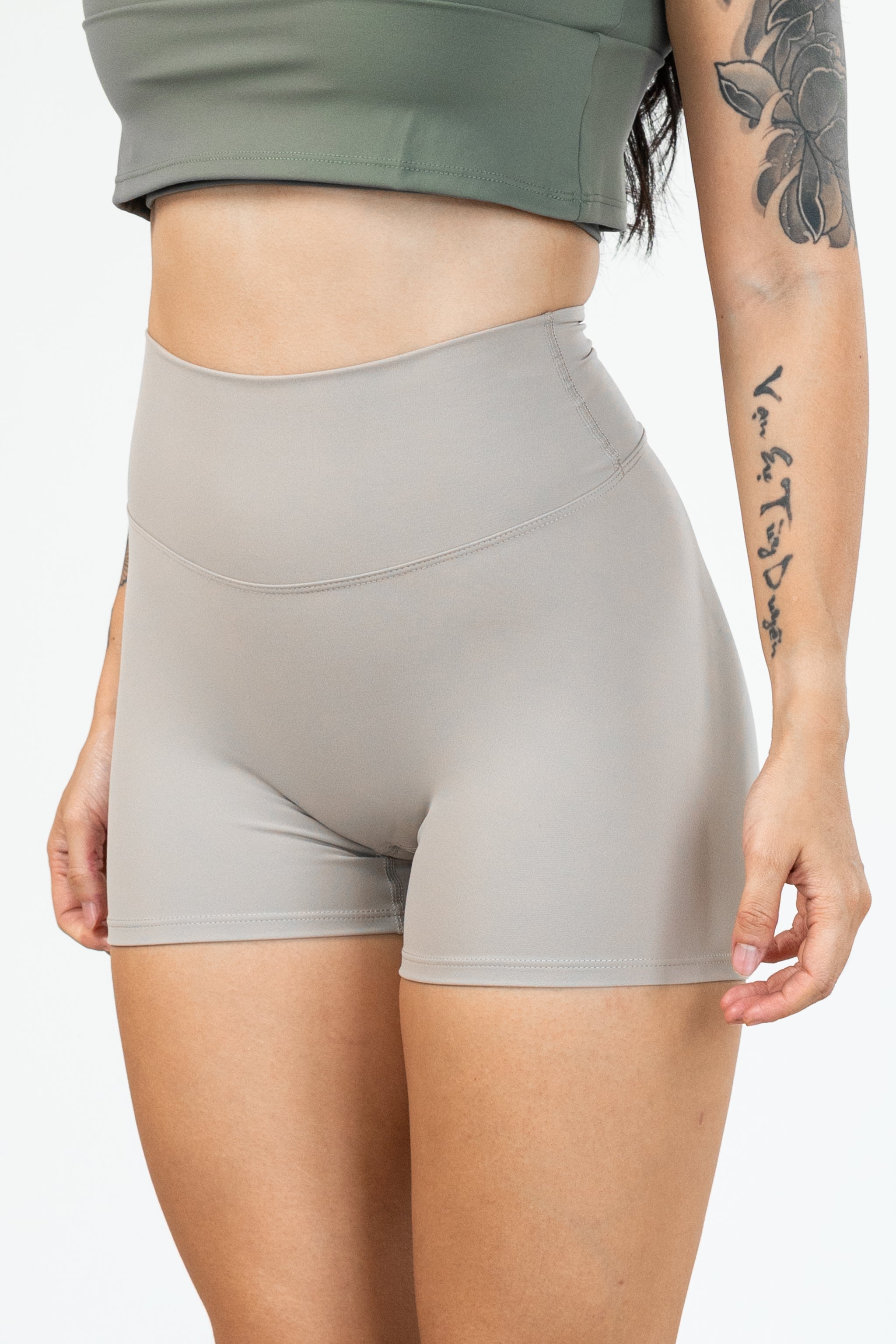 Everyday Short (quần ngắn)