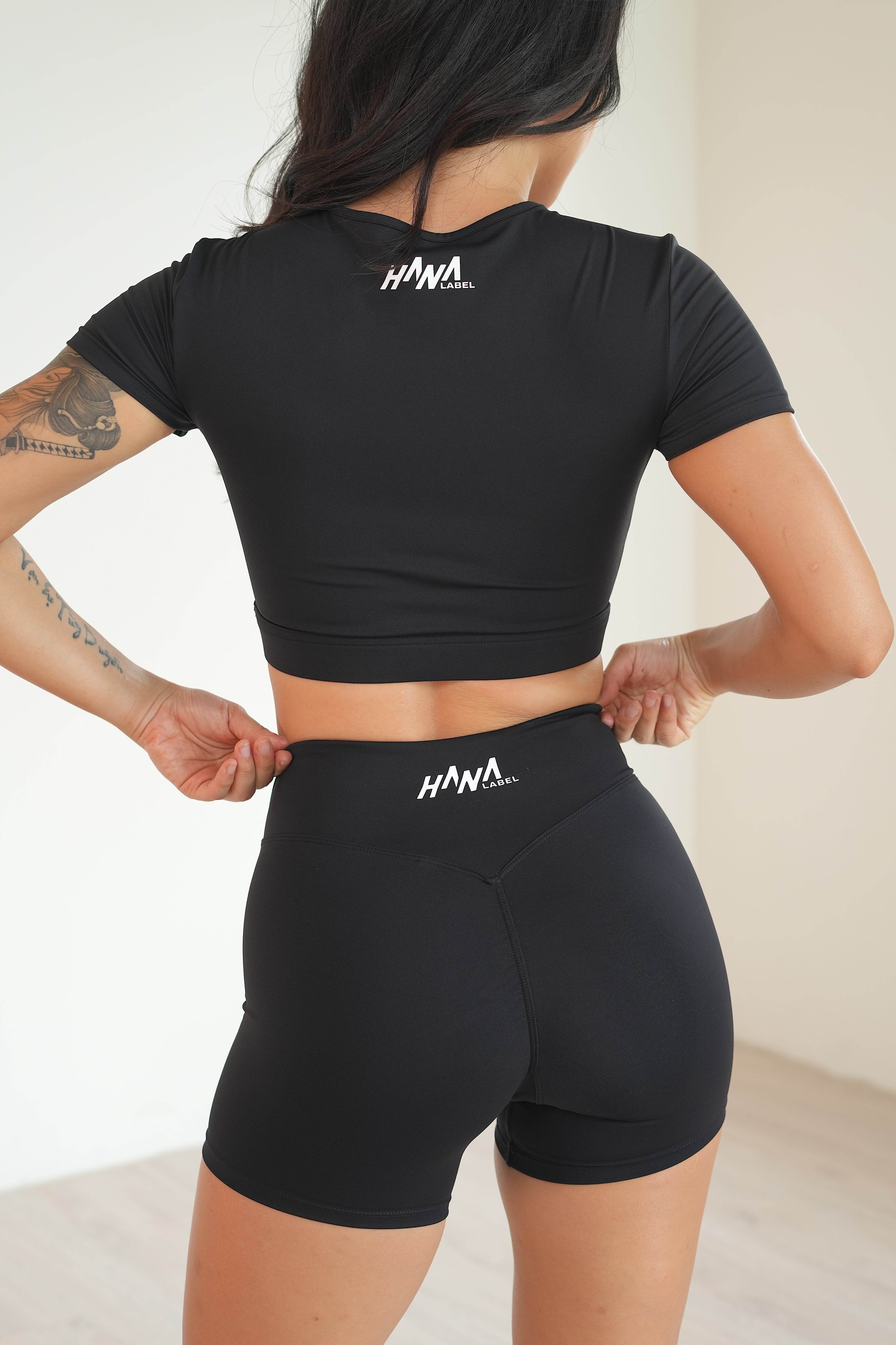 Cut Out Set