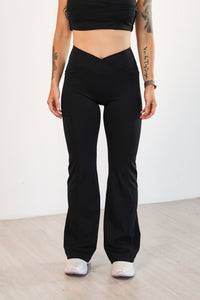 Quần Classy Flared Pants - Midnight Black