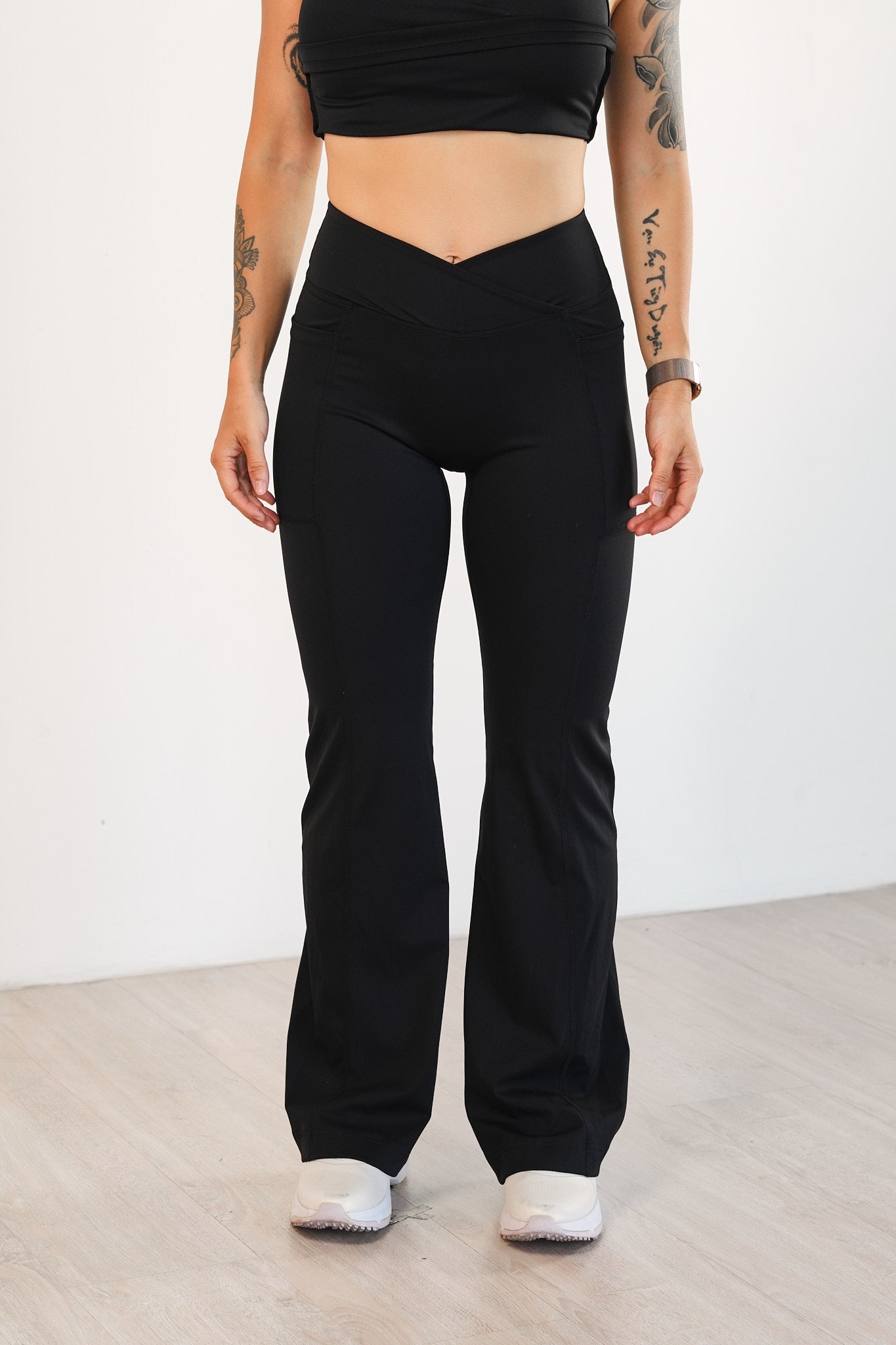 Quần Classy Flared Pants - Midnight Black
