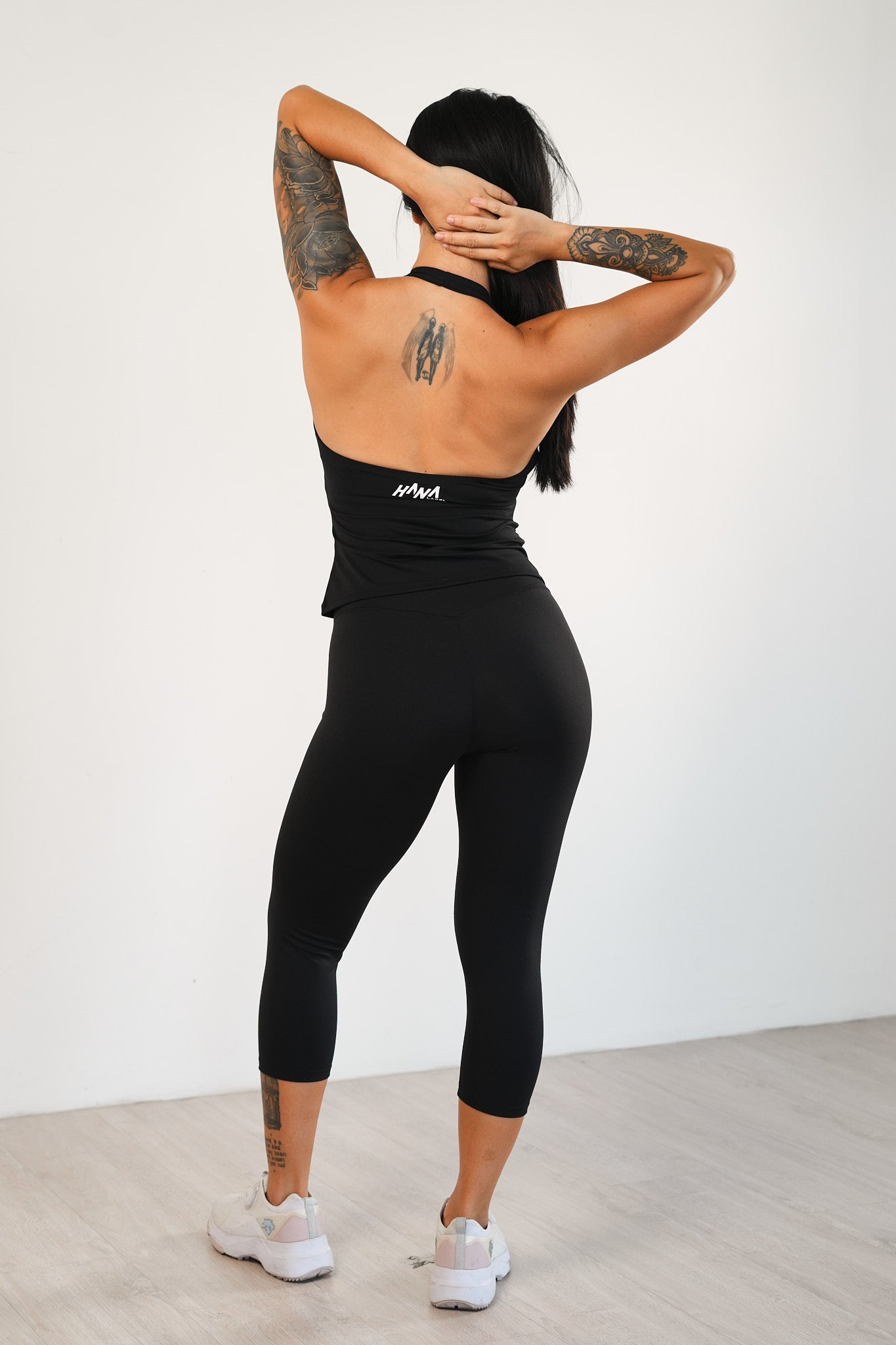 Áo 20S Halter - Midnight Black