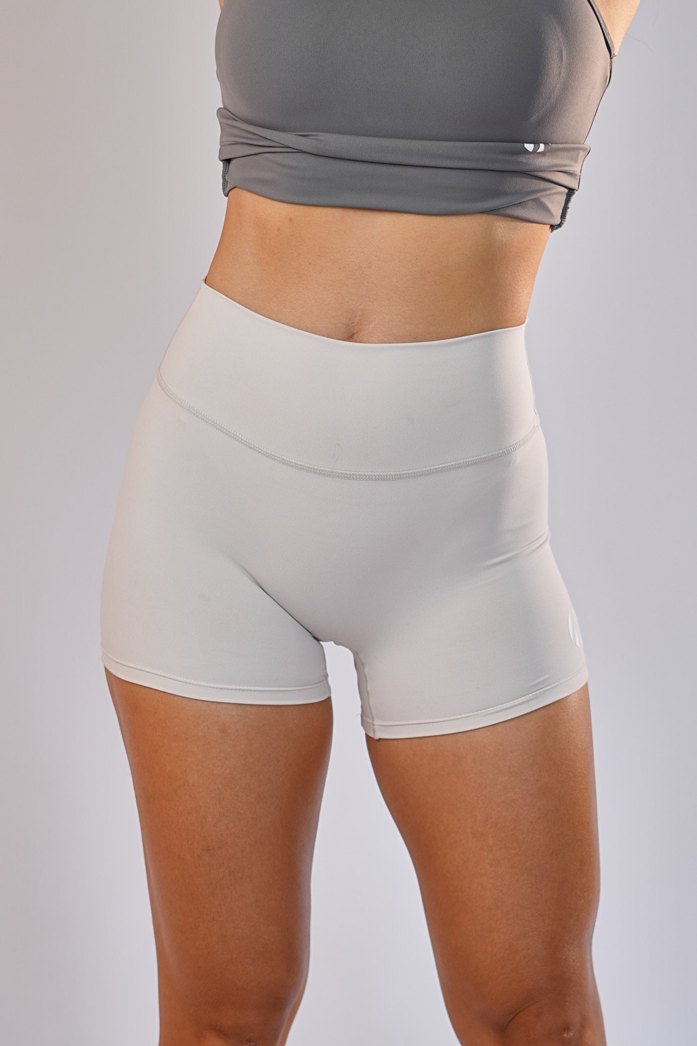 Quần ngắn Everyday Basic Short