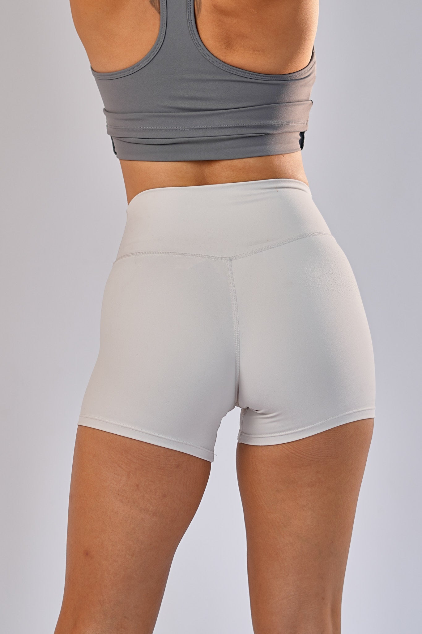 Quần ngắn Everyday Basic Short
